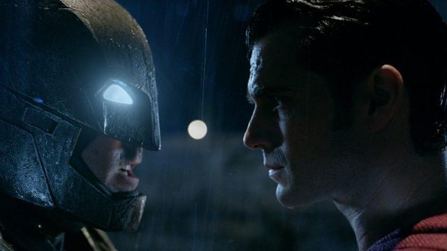 batman-v-superman-dawn-of-justice-800×450