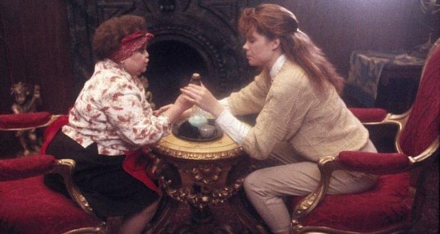 ZELDA RUBINSTEIN, ROBYN LIVELY