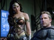 Justice-League-Ben-Affleck-Batman-Gal-Gadot-Wonder-Woman-F